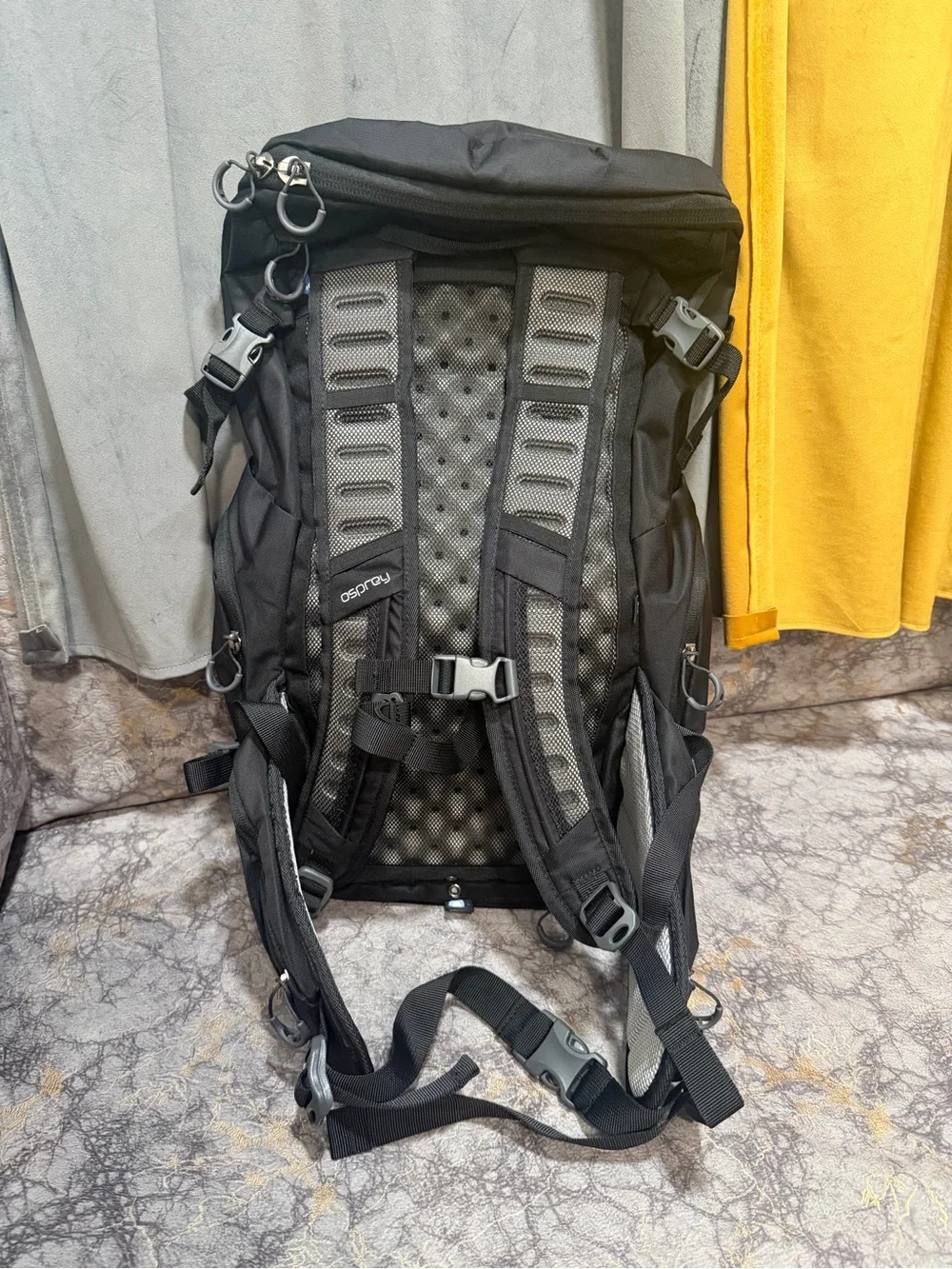 OSPREY Skarab 30 Backpack in Black